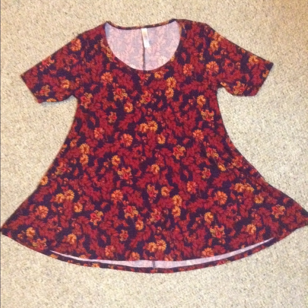 LuLaRoe Tunic / Top